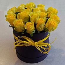 Коробка M (В=21см, Ш=20см), rose 21 шт, лента