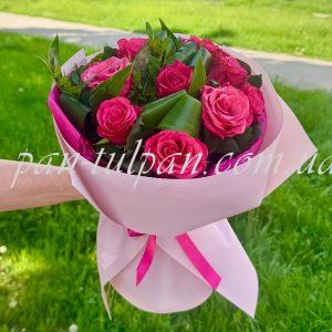 роза эквадор 9 шт, зелень, упаковка